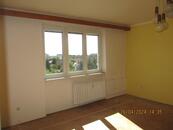 Exkluzivně nabízíme na prodej, slunný byt 3+1 + B v Plzni - Doubravce, o výměře 69 m2. , cena 5000000 CZK / objekt, nabízí 