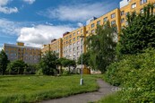 Prostorný a částečně zařízený byt 4+1 k pronájmu v Bzenecké ulici v Plzni, cena 19000 CZK / objekt / měsíc, nabízí CENTURY 21 The Most Reality