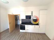Nabízíme k pronájmu byt 1+kk v novostavbě v Plzni na Doubravce, cena 12500 CZK / objekt / měsíc, nabízí 