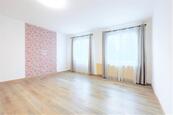 Nabízíme k pronájmu krásný byt o výměře 32 m2 po velmi zdařilé rekonstrukci v ulici Žlutická, Plzeň , cena 12500 CZK / objekt / měsíc, nabízí 