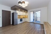 Pronájem krásného bytu 2kk v nadstandardním provedení s garážovým stáním, Na Jíkalce, Plzeň, cena 18900 CZK / objekt / měsíc, nabízí Century 21 Synergy