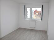 Pronájem novostavby bytu 2+kk s balkonem a garážovým stáním v přímém centru Plzně , cena 16500 CZK / objekt / měsíc, nabízí 
