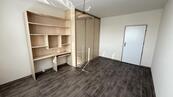 Pronájem bytu 2+1 s lodžií v Plzni na Lochotíně, cena 14000 CZK / objekt / měsíc, nabízí HOLEX reality, s.r.o.