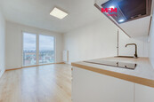 Pronájem bytu 2+kk, 44 m2, Plzeň, ul. Poděbradova, cena 16900 CZK / objekt / měsíc, nabízí 