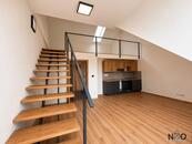 Pronájem moderního mezonetového bytu 1+kk s galerií, 54,1 m², Úherce u Nýřan, cena 15000 CZK / objekt / měsíc, nabízí 
