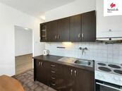 Pronájem bytu 1+1 35 m2 Na Celchu, Plzeň, cena 11000 CZK / objekt / měsíc, nabízí 