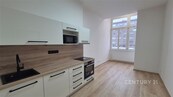 Pronájem bytu v centru Plzně, Hálkova 42, byt č. 2, 1. NP, 2+kk, 55,09 m2, cena 13500 CZK / objekt / měsíc, nabízí CENTURY 21 Ruby