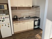 Pronájem slunného bytu 1+kk s balkonem po rekonstrukci v Plzni - Doubravce, cena 10000 CZK / objekt / měsíc, nabízí 