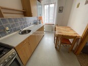 Pronájem prostorného bytu 2+1 v RD se zahradou, Koželužská ulice - Plzeň, cena 15000 CZK / objekt / měsíc, nabízí 