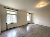 Plzeň, Malesická Náves 38 3, cena 10499 CZK / objekt / měsíc, nabízí 