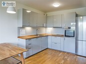 Pronájem bytu 2+kk s lodžií a garážovým stání, Lidická ul. Plzeň, cena 16500 CZK / objekt / měsíc, nabízí 