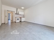 Pronájem bytu 2+kk, 42 m2 v ulici Pod Všemi svatými v klidné části Plzeň-Roudná, cena 13590 CZK / objekt / měsíc, nabízí 