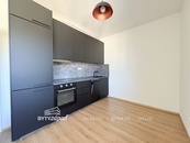 Pronájem byty 1+kk, 29 m2 - Plzeň - Valcha, cena 11500 CZK / objekt / měsíc, nabízí 