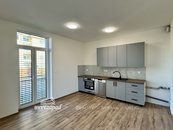 Pronájem bytu s terasou, cena 17900 CZK / objekt / měsíc, nabízí 