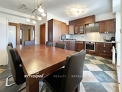 Pronájem mezonetového bytu 5+kk se dvěma balkony, 120m2 - Plzeň - Jižní Předměstí, cena 24490 CZK / objekt / měsíc, nabízí BYTY Západ, s.r.o.