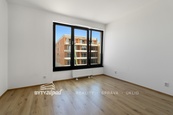 Pronájem bytu 2+kk velikosti 59 m2 s balkonem 6 m2 ve 3.NP budovy v Triangl Living Parku, Plzeň, cena 15800 CZK / objekt / měsíc, nabízí 