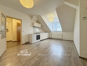 Pronájem bytu 1+kk, 32 m2 v ulici Živnostenská, cena 10690 CZK / objekt / měsíc, nabízí 