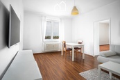 Světlý byt 2+1 s balkonem v Plzni - Slovanská třída, cena 4990000 CZK / objekt, nabízí 
